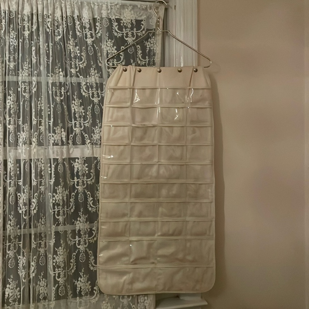 White closet organizer with 80 pockets